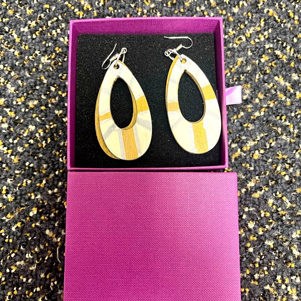 Elegant Gold and Silver Teardrop Earrings